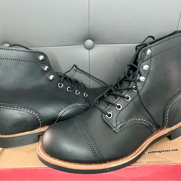 Red Wing Shoes Other - NWB! Red Wing 8084 Size 9.5D/27.5cm IRON RANGER BLACK HARNESS Mini Lug Toe Cap